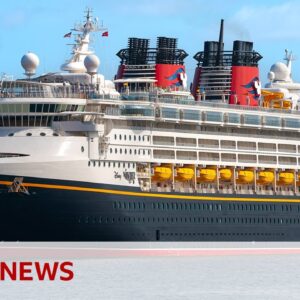 Father jumps off Disney cruise ship to save daughter who fell overboard | BBC News