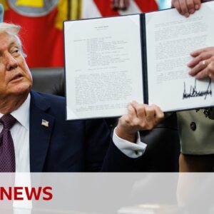 Donald Trump to deploy National Guard to Memphis, Tennessee | BBC News