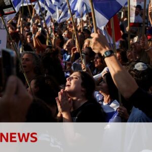 First seven hostages released in Gaza are now back in Israel | BBC News