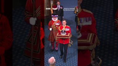 Imperial State Crown arrives at Parliament ahead of King's Speech. #KingCharles #BBCNews