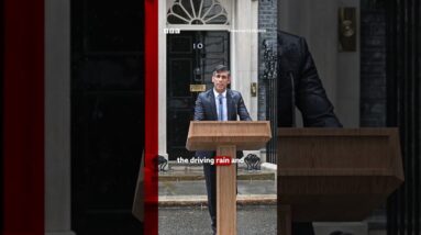 A first government minister has resigned and urged Keir Starmer to set a timetable to quit. #BBCNews
