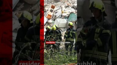 Rescuers pull dead from rubble of Kyiv flats after Russian strikes. #Ukraine #BBCNews
