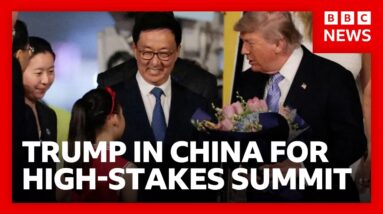 Trump in China for high-stakes summit with President Xi | BBC News