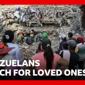Venezuelans still search for loved ones one month after earthquakes | BBC News