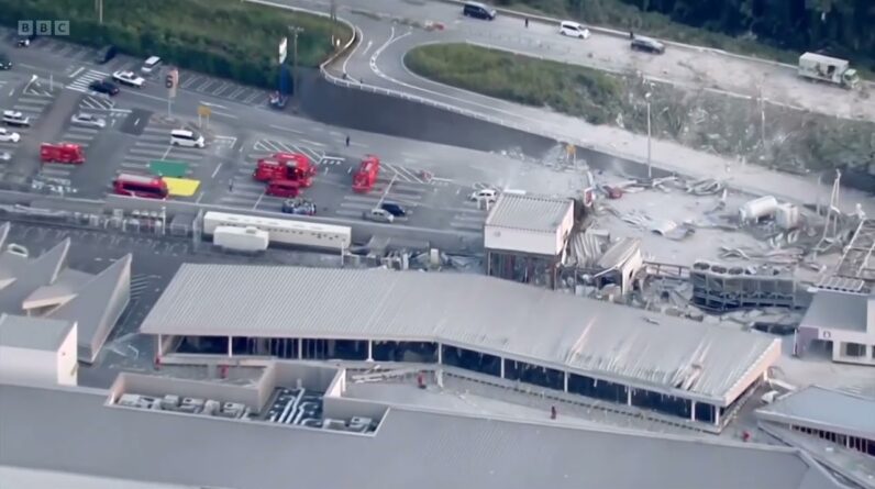 Japan earthquake - many people feared trapped in collapsed shopping mall | BBC News