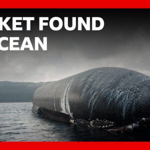 SpaceX rocket spotted off Christmas Island coast | BBC News