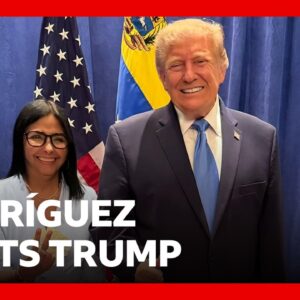 Trump meets US-backed Venezuelan president for first time since Maduro seized | BBC News