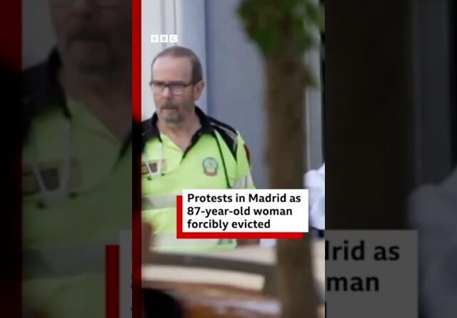 Protests in Madrid as 87-year-old woman forcibly evicted. #Madrid #Protests #BBCNews