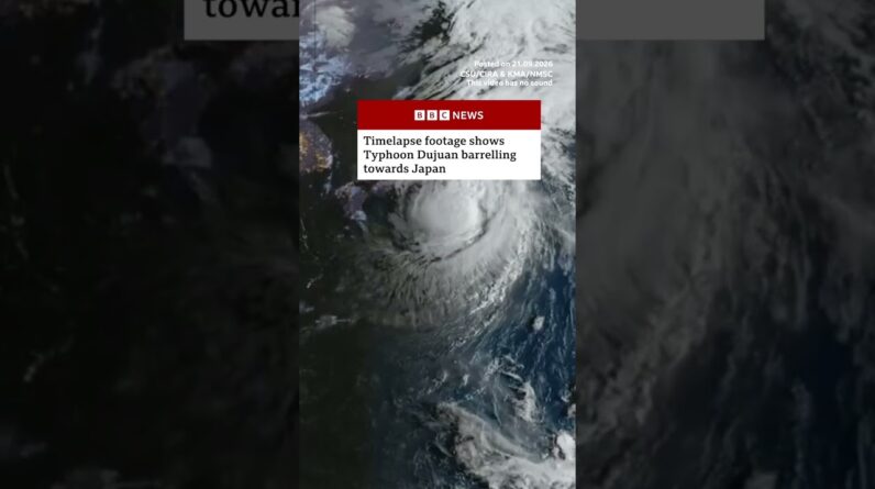 Timelapse footage shows Typhoon Dujuan barrelling towards Japan. #Japan #BBCNews