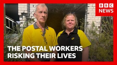 Ukraine's postal workers deliver lifeline under Russian fire | BBC News
