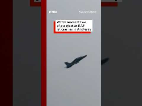 Watch moment two pilots eject as RAF jet crashes in Anglesey, Wales. #Wales #RAF #BBCNews