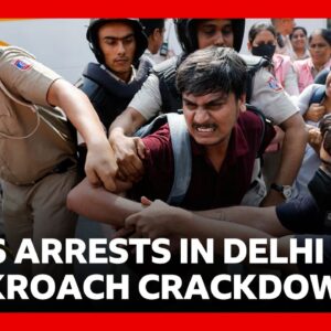 Cockroach protest leaders among hundreds detained in Delhi crackdown | BBC News