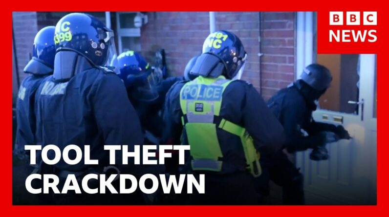 Traders lose thousands as tools are stolen every 20 minutes in UK | BBC News