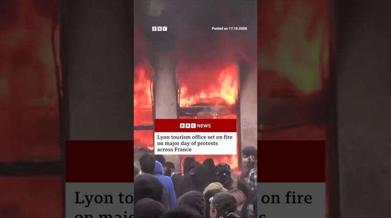 Lyon tourism office set on fire in day of protests #BBCNews