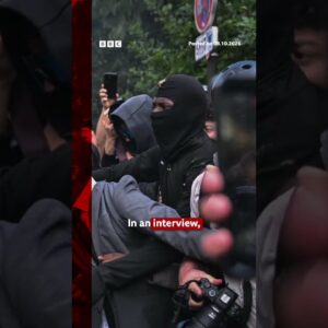 French mayor tear-gassed with students at protest in Paris. #France #Protest #BBCNews